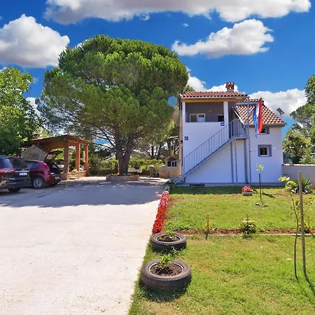 Lägenhet Fuer 4 Personen Ca 42 Qm In Fazana-surida, Istrien Istrische Riviera